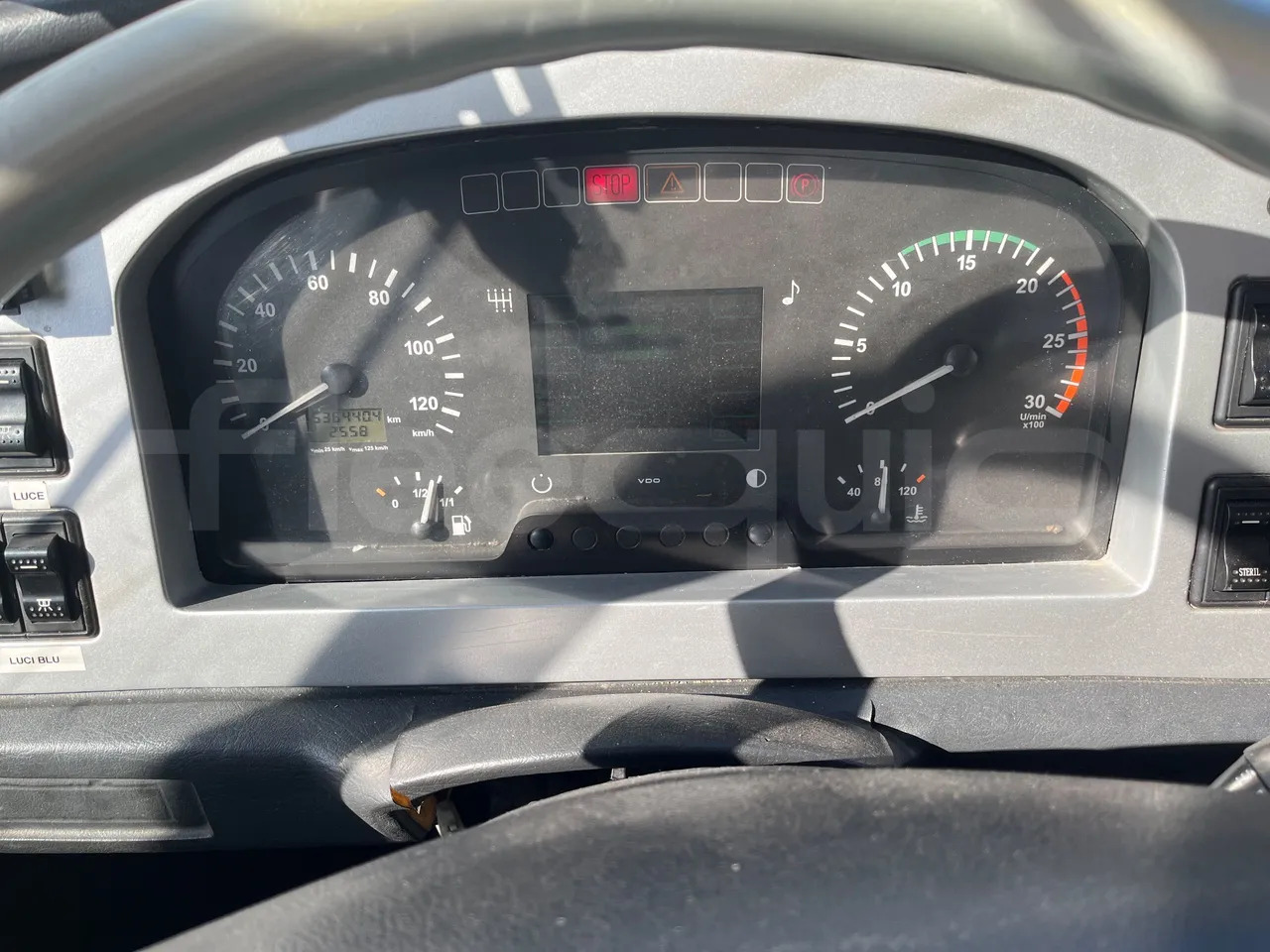 King Long XMQ6996 - Potovalni avtobus: slika 3 King Long XMQ6996 - Potovalni avtobus: slika 3