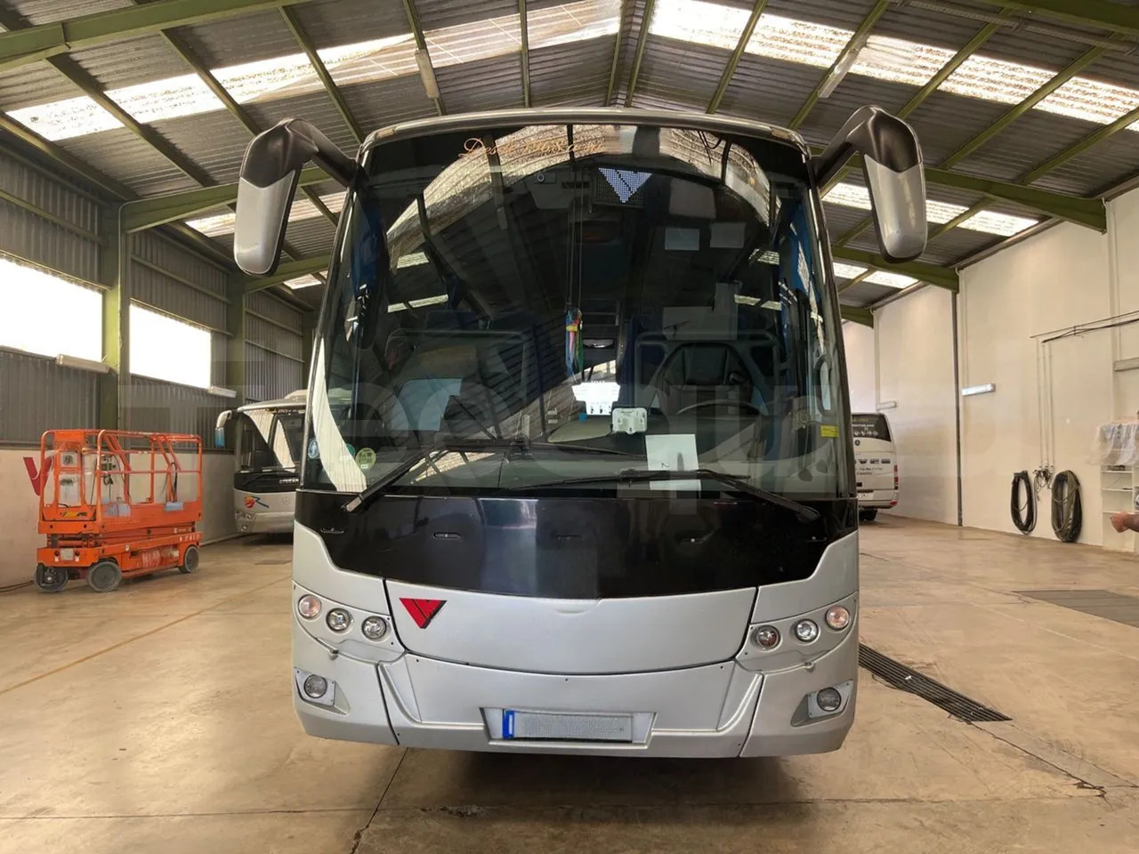 Man Ratio - Potovalni avtobus: slika 2 Man Ratio - Potovalni avtobus: slika 2