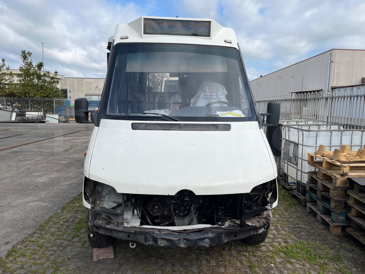 Mercedes-Benz 414T - Minibus, Potniški kombi: slika 2 Mercedes-Benz 414T - Minibus, Potniški kombi: slika 2