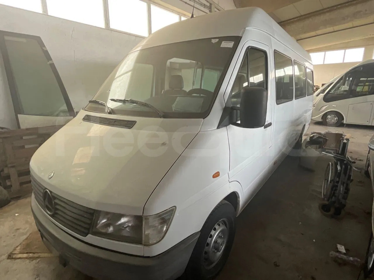 Mercedes-Benz Sprinter - Minibus, Potniški kombi: slika 4 Mercedes-Benz Sprinter - Minibus, Potniški kombi: slika 4