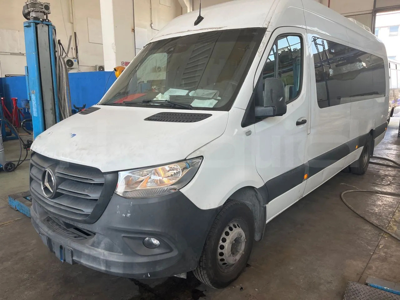 Mercedes-Benz Sprinter - Minibus, Potniški kombi: slika 4 Mercedes-Benz Sprinter - Minibus, Potniški kombi: slika 4