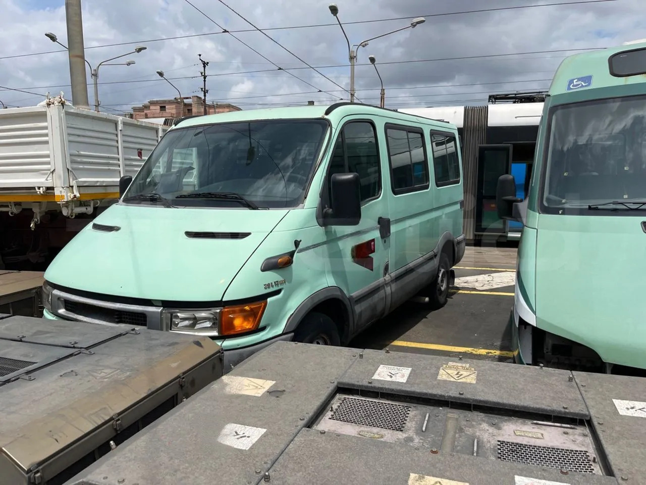 N.2Iveco Daily - Minibus, Potniški kombi: slika 3 N.2Iveco Daily - Minibus, Potniški kombi: slika 3