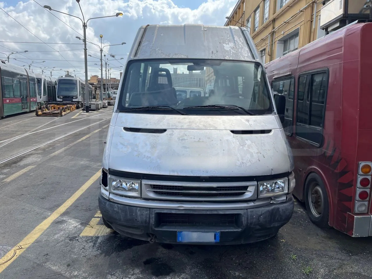 N.6Iveco Daily - Minibus, Potniški kombi: slika 2 N.6Iveco Daily - Minibus, Potniški kombi: slika 2
