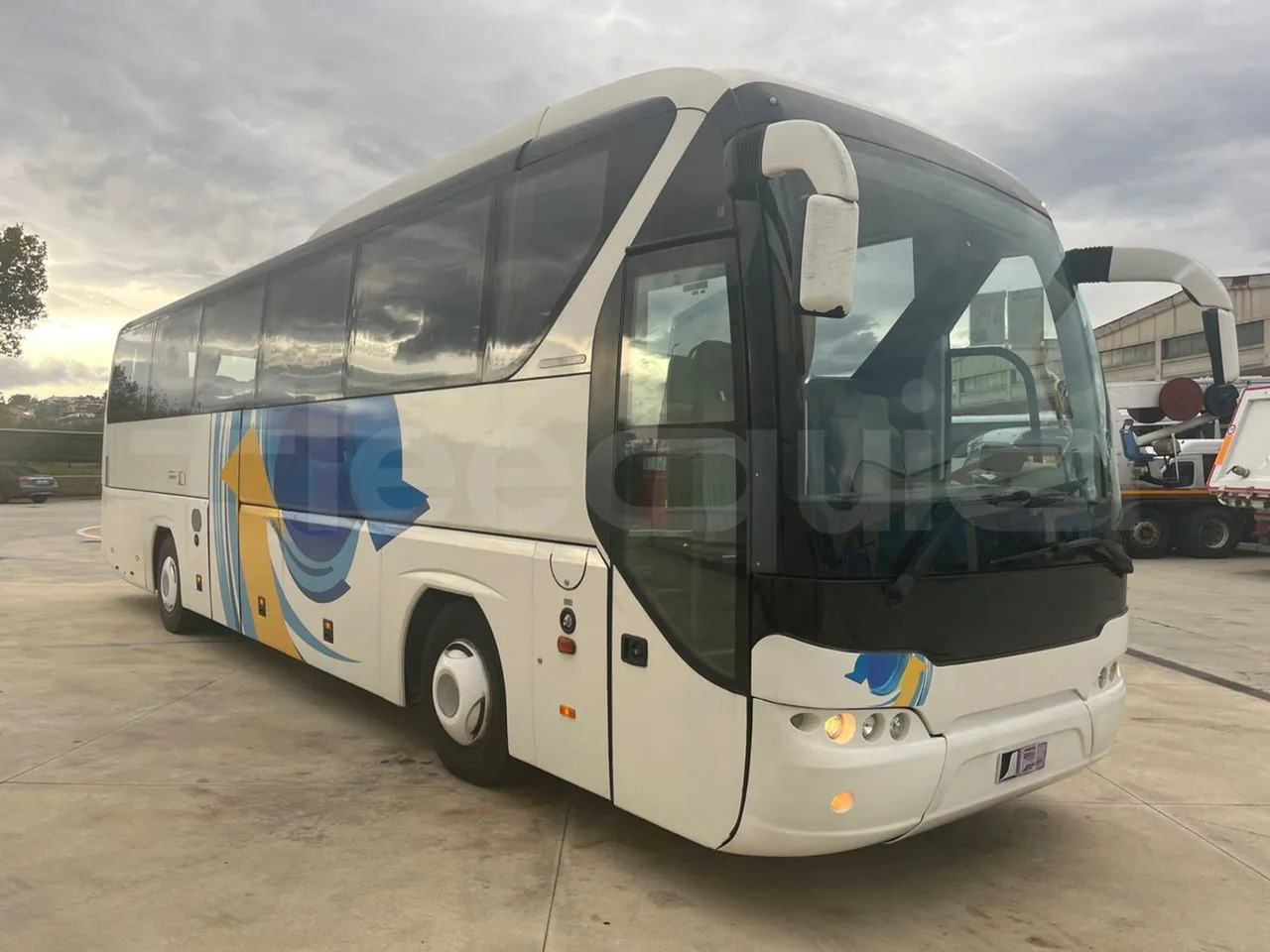 Neoplan Tourliner - Potovalni avtobus: slika 1 Neoplan Tourliner - Potovalni avtobus: slika 1