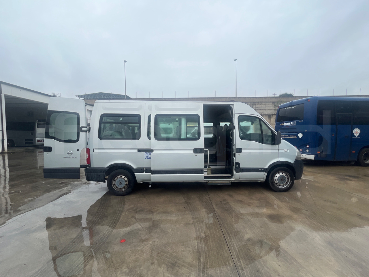 Nissan Interstar - Minibus, Potniški kombi: slika 4 Nissan Interstar - Minibus, Potniški kombi: slika 4
