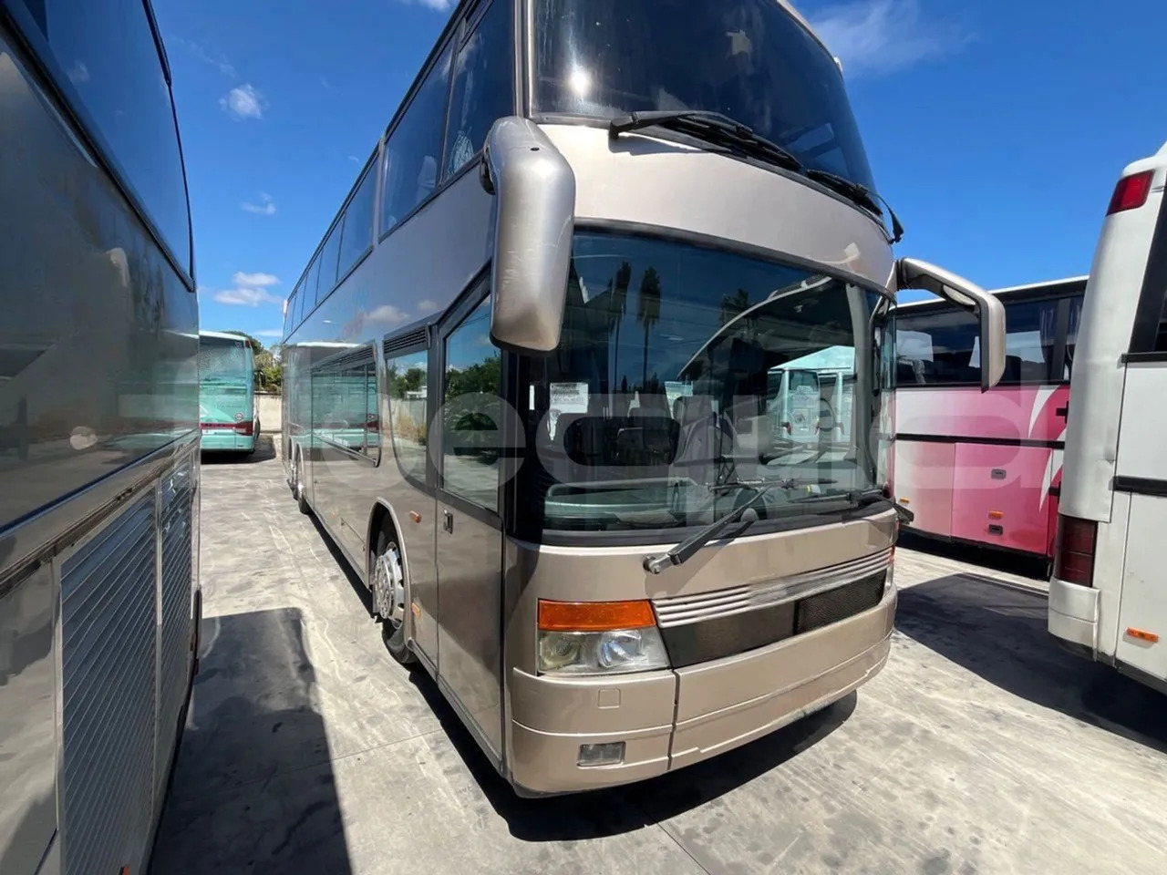 Setra S328 - Potovalni avtobus: slika 1 Setra S328 - Potovalni avtobus: slika 1