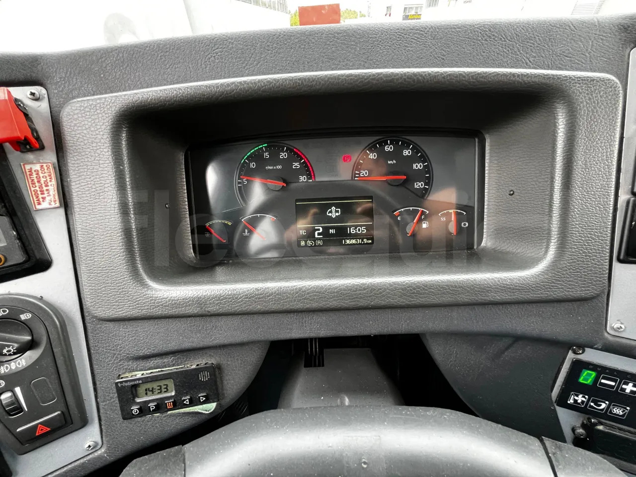 Volvo B12B - Potovalni avtobus: slika 3 Volvo B12B - Potovalni avtobus: slika 3