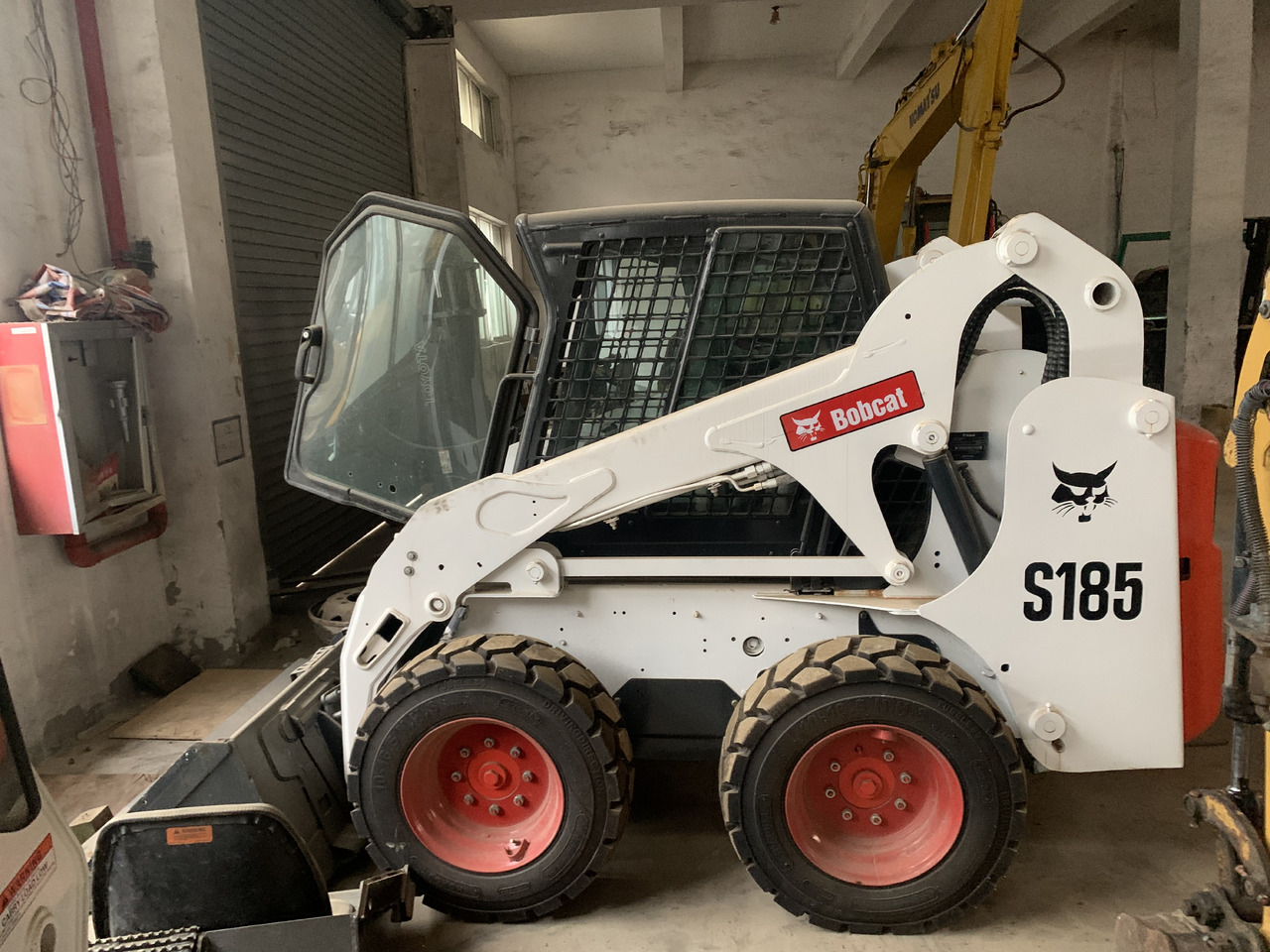 BOBCAT S185 - Mini nakladalec: slika 2 BOBCAT S185 - Mini nakladalec: slika 2