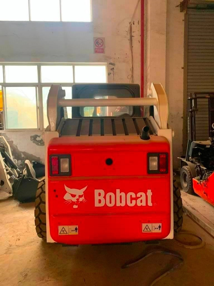 Bobcat S 185 - Mini nakladalec: slika 3 Bobcat S 185 - Mini nakladalec: slika 3