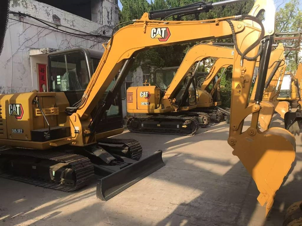 CAT 305.5E2 - Bager goseničar: slika 2 CAT 305.5E2 - Bager goseničar: slika 2
