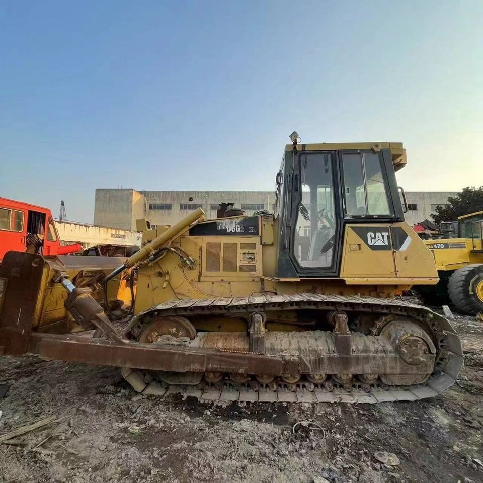 CAT D 6 G - Buldožer: slika 1 CAT D 6 G - Buldožer: slika 1