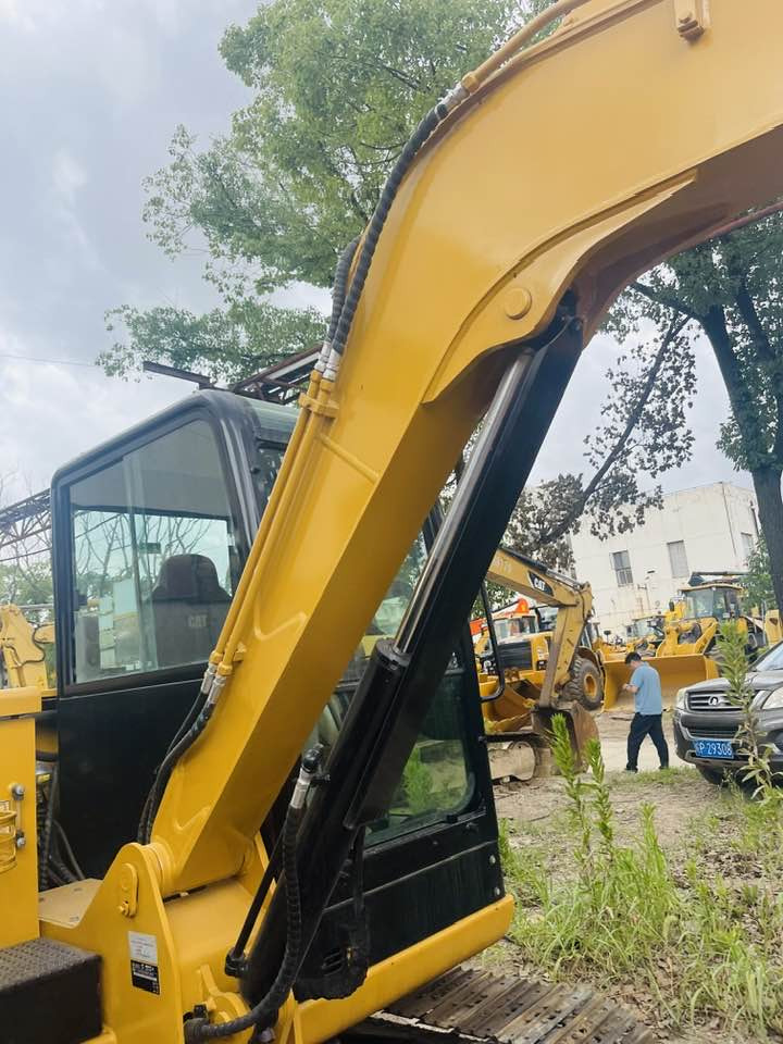 Caterpillar 305.5E2 CR - Mini bager: slika 3 Caterpillar 305.5E2 CR - Mini bager: slika 3