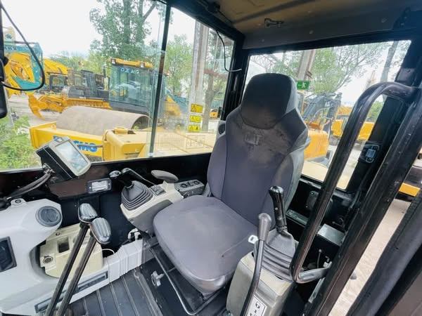 Caterpillar 306E2 CR - Bager: slika 3 Caterpillar 306E2 CR - Bager: slika 3