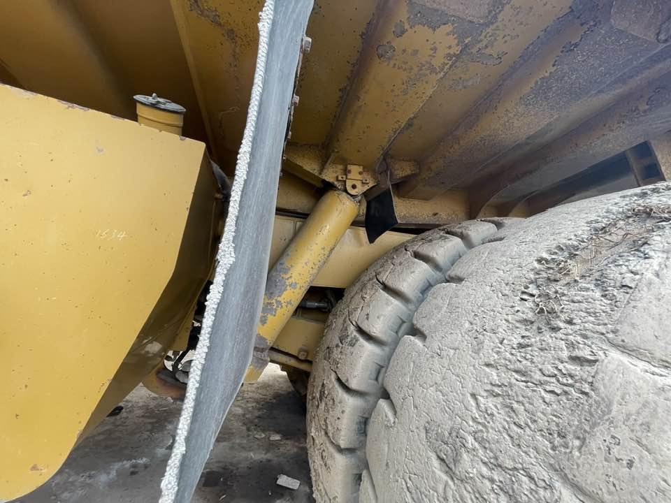 Caterpillar Cat 773f - Togi demper/ Demper za skale: slika 2 Caterpillar Cat 773f - Togi demper/ Demper za skale: slika 2