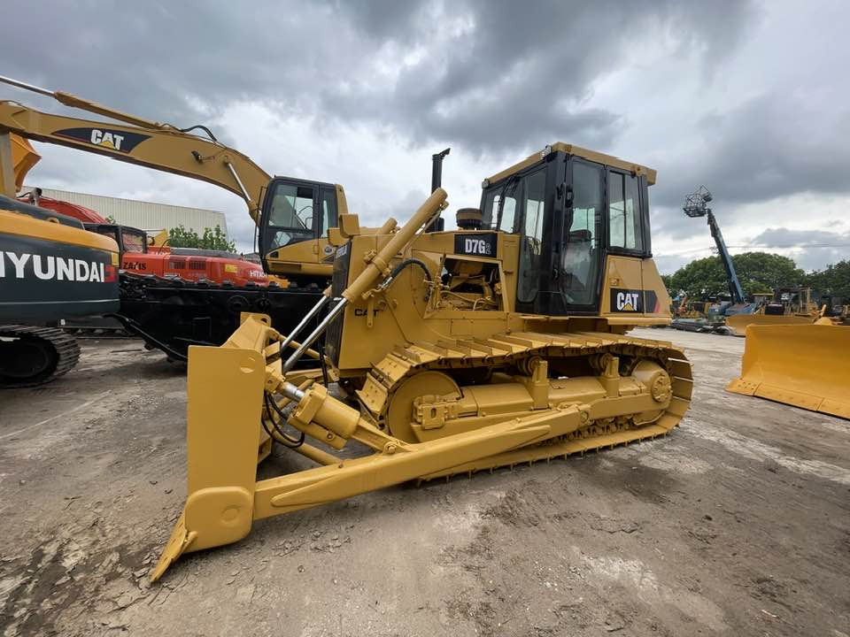 Caterpillar D6G2 LGP - Buldožer: slika 1 Caterpillar D6G2 LGP - Buldožer: slika 1
