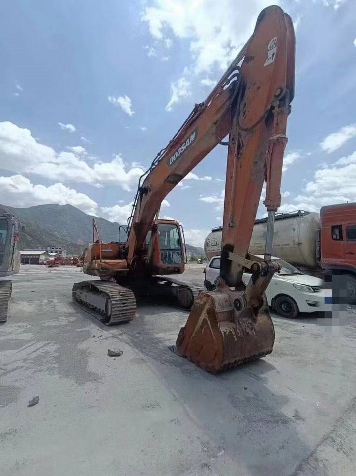 Doosan DX 225 DH225LC-9 - Bager goseničar: slika 2 Doosan DX 225 DH225LC-9 - Bager goseničar: slika 2