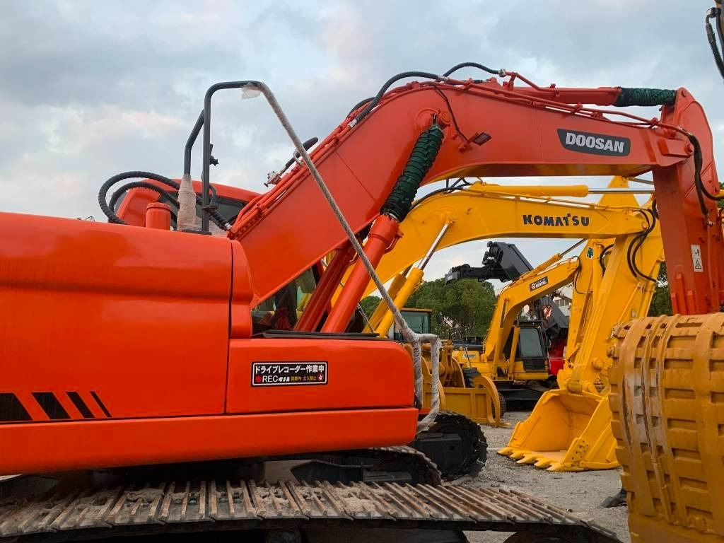 Doosan DX 225 LC - Bager goseničar: slika 1 Doosan DX 225 LC - Bager goseničar: slika 1