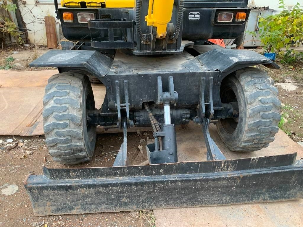 Hyundai Robex 60 W-7 - Bager na kolesih: slika 4 Hyundai Robex 60 W-7 - Bager na kolesih: slika 4