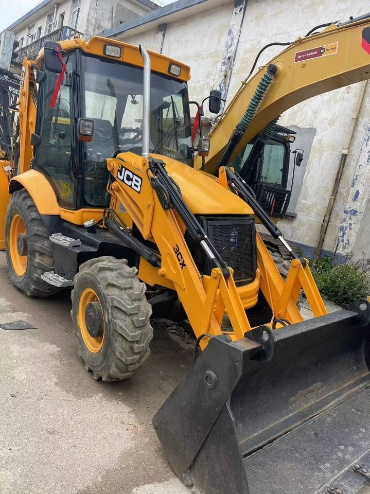 JCB 3CX - Bager nakladalec: slika 1 JCB 3CX - Bager nakladalec: slika 1