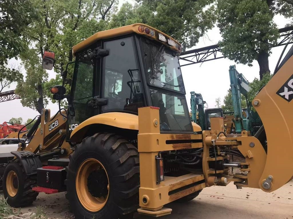 JCB 3CX - Bager nakladalec: slika 3 JCB 3CX - Bager nakladalec: slika 3