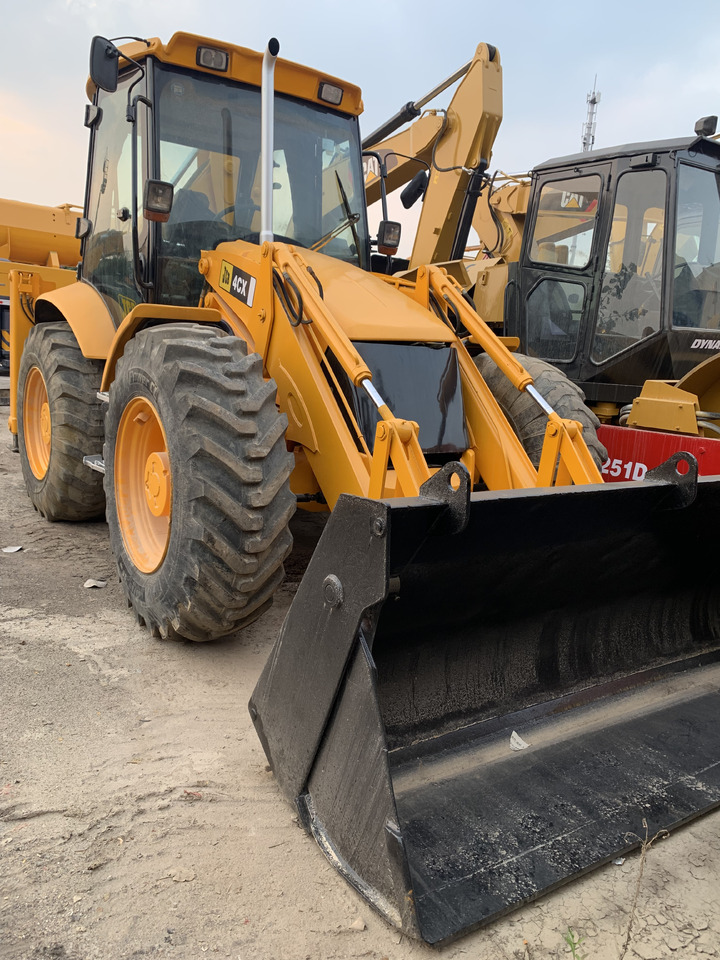 JCB 4CX - Kolesni nakladalec: slika 2 JCB 4CX - Kolesni nakladalec: slika 2