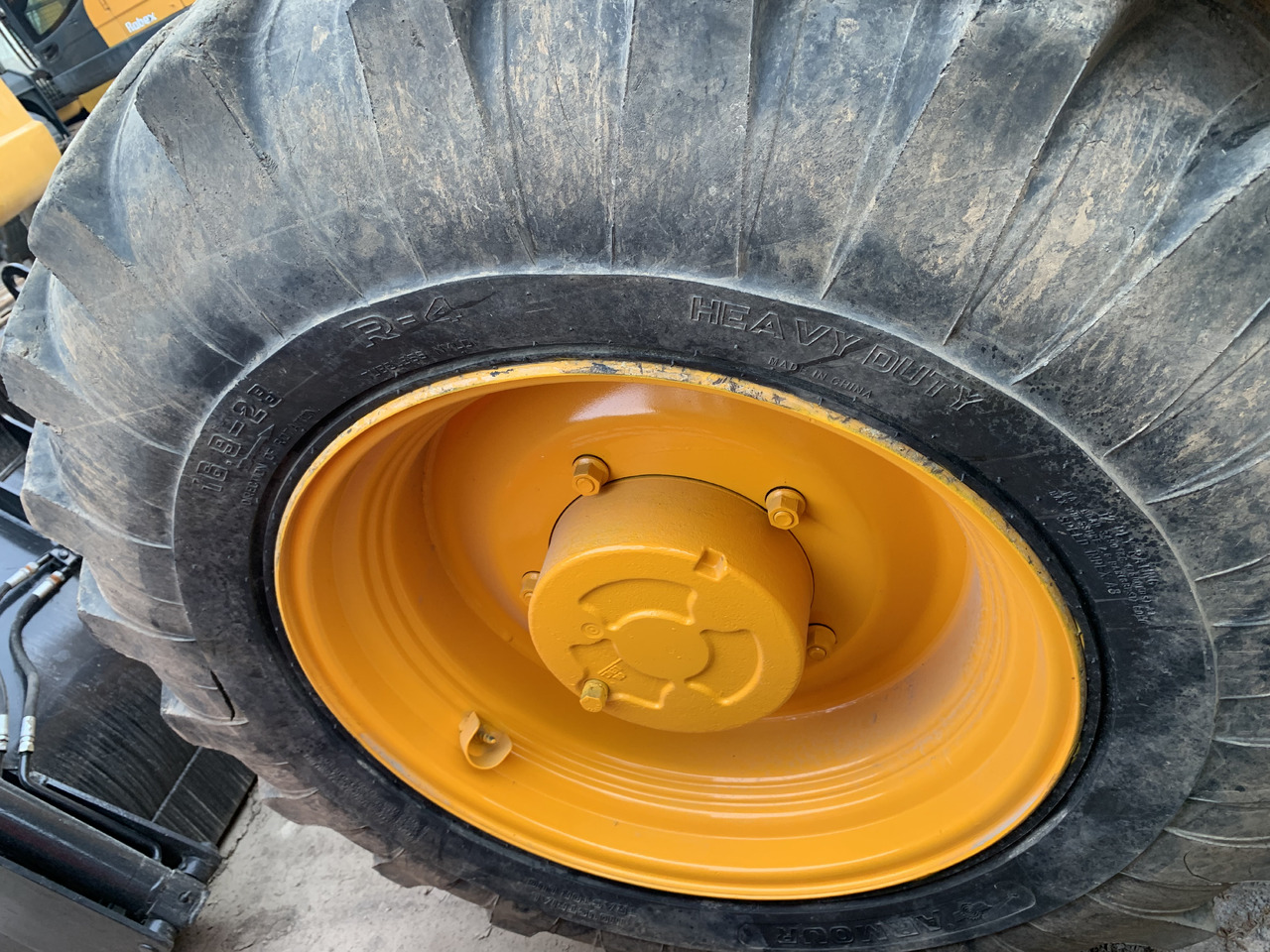 JCB 4CX - Kolesni nakladalec: slika 4 JCB 4CX - Kolesni nakladalec: slika 4