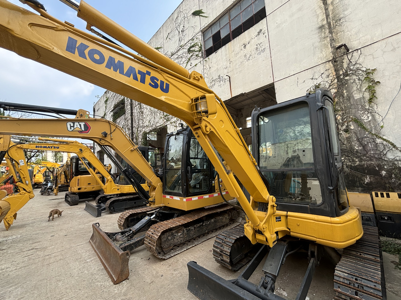 KOMATSU PC35MR \ - Mini bager: slika 3 KOMATSU PC35MR \ - Mini bager: slika 3