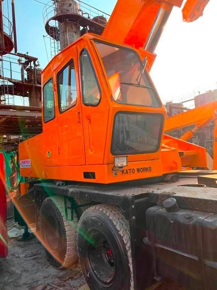 Kato NK 250 E - Avtodvigalo za vse namene: slika 1 Kato NK 250 E - Avtodvigalo za vse namene: slika 1