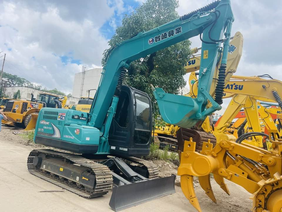 Kobelco SK75SR - Bager: slika 1 Kobelco SK75SR - Bager: slika 1
