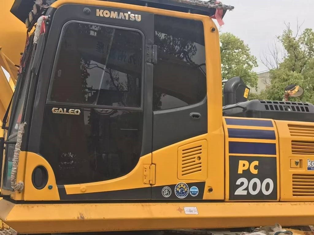 Komatsu PC 200-8 - Bager goseničar: slika 3 Komatsu PC 200-8 - Bager goseničar: slika 3