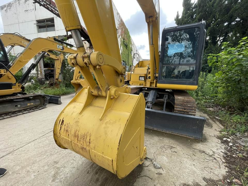 Komatsu PC70-8 - Mini bager: slika 3 Komatsu PC70-8 - Mini bager: slika 3