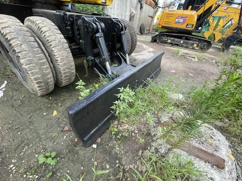 Komatsu PW160-11 - Bager na kolesih: slika 3 Komatsu PW160-11 - Bager na kolesih: slika 3