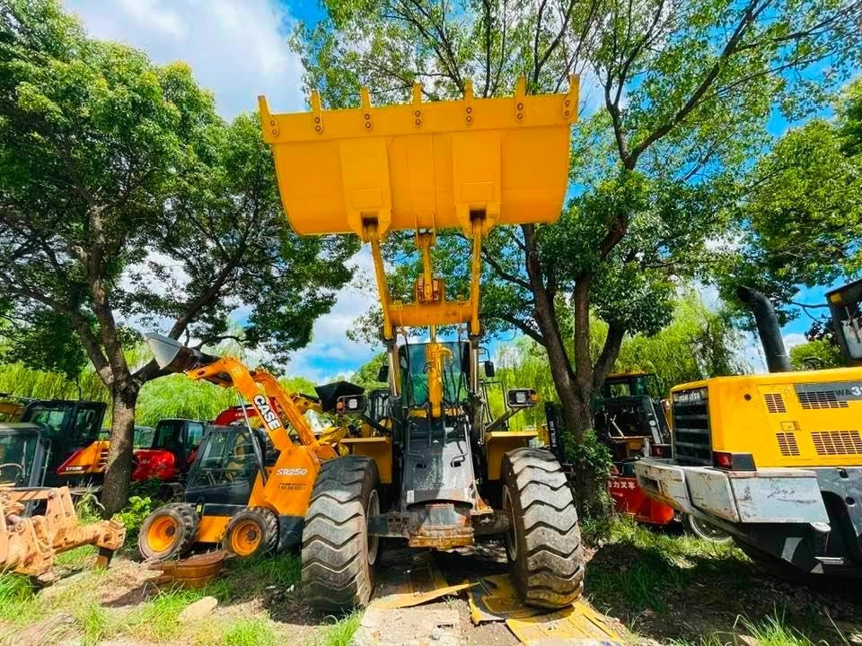 Komatsu WA380-6 - Kolesni nakladalec: slika 3 Komatsu WA380-6 - Kolesni nakladalec: slika 3