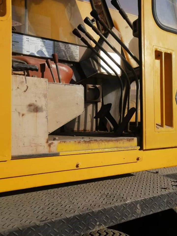 TADANO TL 300 E - Žerjav: slika 2 TADANO TL 300 E - Žerjav: slika 2