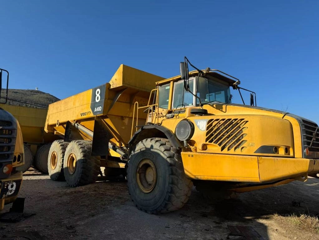 Volvo A 40 D - Zglobni demper: slika 2 Volvo A 40 D - Zglobni demper: slika 2