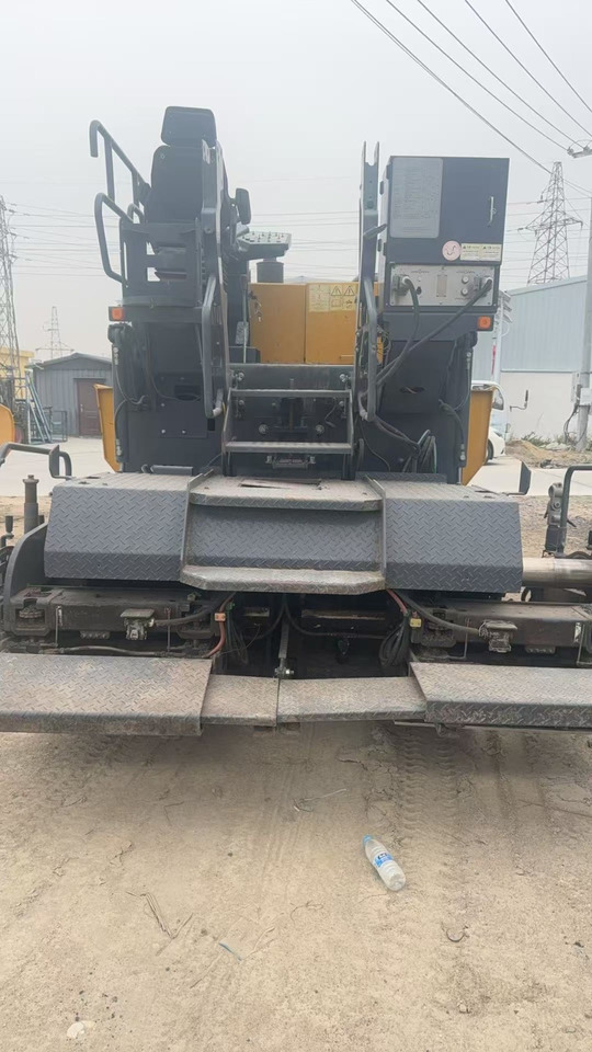 XCMG RP453L - Asfaltni finišer: slika 1 XCMG RP453L - Asfaltni finišer: slika 1