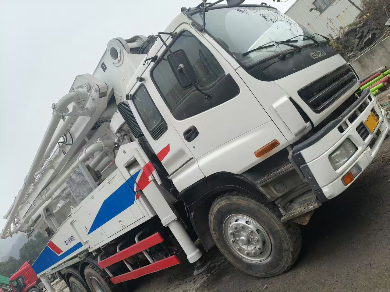 ZOOMLION ZLJ5335THB - Črpalka za beton: slika 2 ZOOMLION ZLJ5335THB - Črpalka za beton: slika 2
