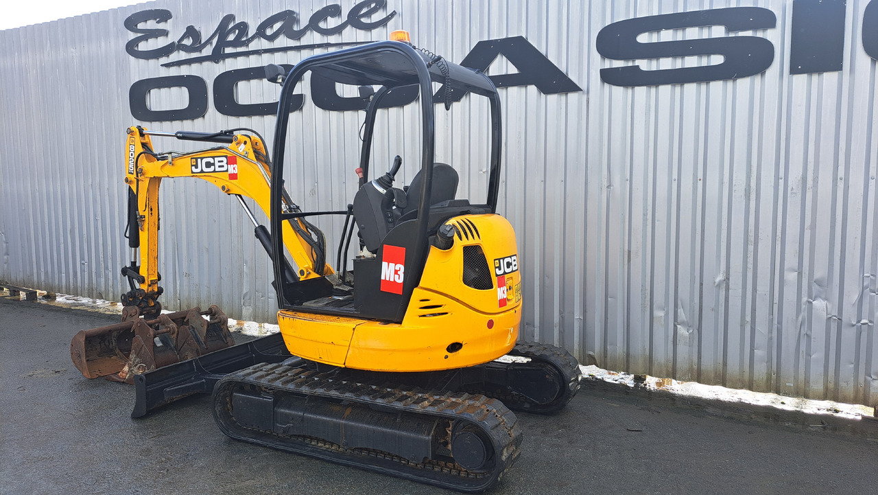 Mini pelle occasion JCB 8025ZTSCAN - Mini bager: slika 1 Mini pelle occasion JCB 8025ZTSCAN - Mini bager: slika 1
