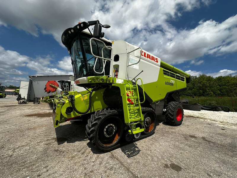 Claas Lexion 770 TT - Kombajn harvester: slika 2 Claas Lexion 770 TT - Kombajn harvester: slika 2