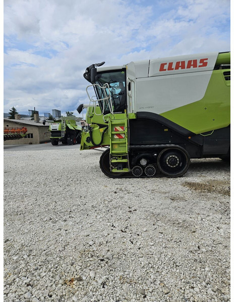 Claas Lexion 770tt - Kombajn harvester: slika 2 Claas Lexion 770tt - Kombajn harvester: slika 2