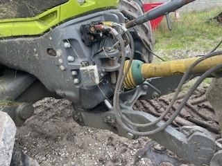 Claas AXION 870 CMATIC - Traktor: slika 3 Claas AXION 870 CMATIC - Traktor: slika 3