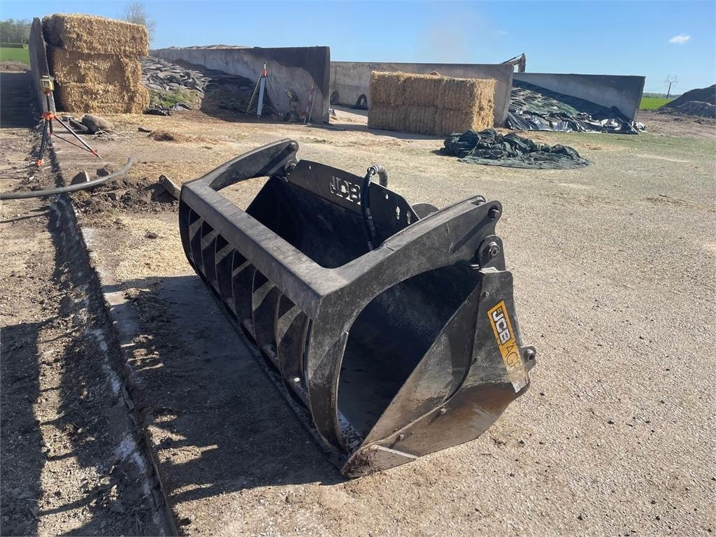 Žlica za nakladalnik za Kmetijski stroj JCB POWERGRAB 240: slika 1