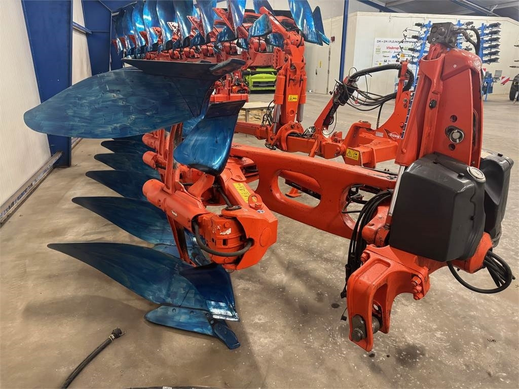 Kuhn VM L-NSH 5+1 ON LAND - Plug: slika 3 Kuhn VM L-NSH 5+1 ON LAND - Plug: slika 3