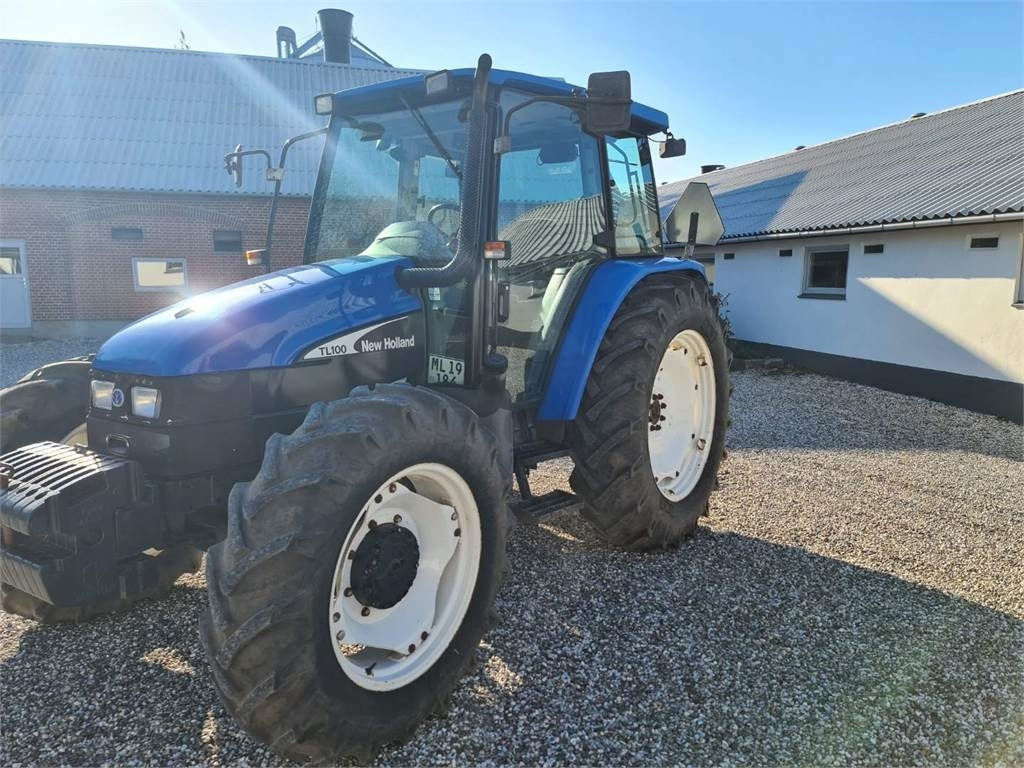 New Holland TL100-4WD - Traktor: slika 3 New Holland TL100-4WD - Traktor: slika 3