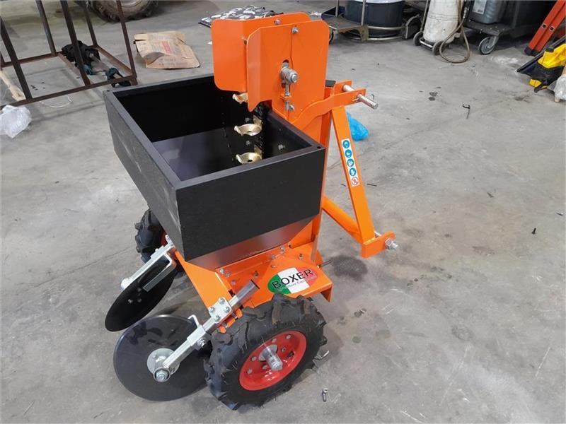 - - - Boxer AGRI - Sadilec krompirja: slika 3 - - - Boxer AGRI - Sadilec krompirja: slika 3