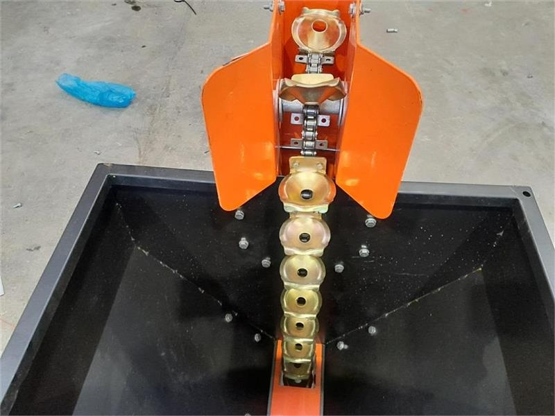 - - - Boxer AGRI - Sadilec krompirja: slika 5 - - - Boxer AGRI - Sadilec krompirja: slika 5