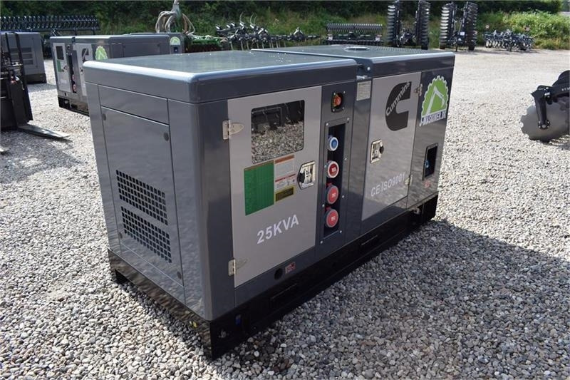 - - - Cummins 25kva - Generator: slika 3 - - - Cummins 25kva - Generator: slika 3