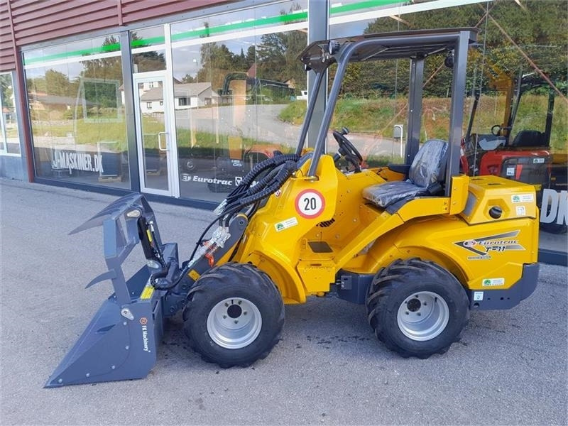 Eurotrac W11 TELESKOB - Zgibni nakladalnik: slika 1 Eurotrac W11 TELESKOB - Zgibni nakladalnik: slika 1