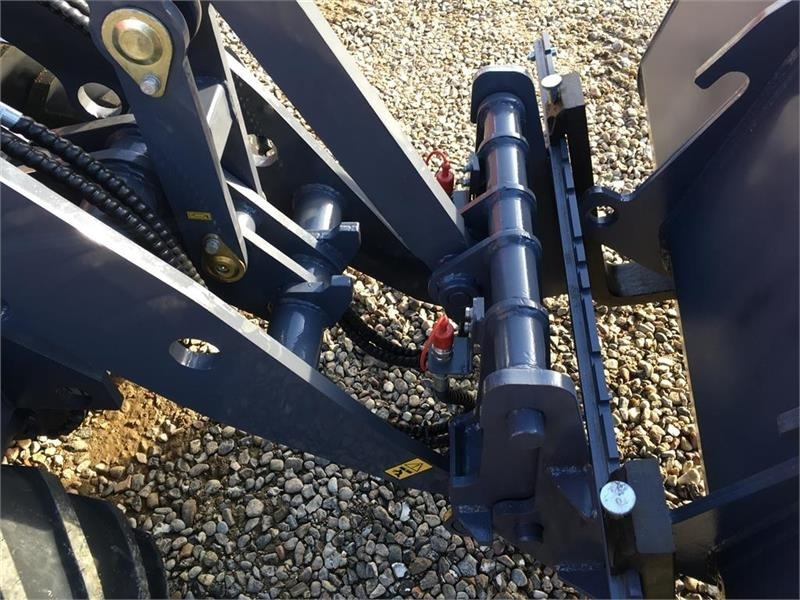 Eurotrac W12 m. lang arm - Zgibni nakladalnik: slika 5 Eurotrac W12 m. lang arm - Zgibni nakladalnik: slika 5