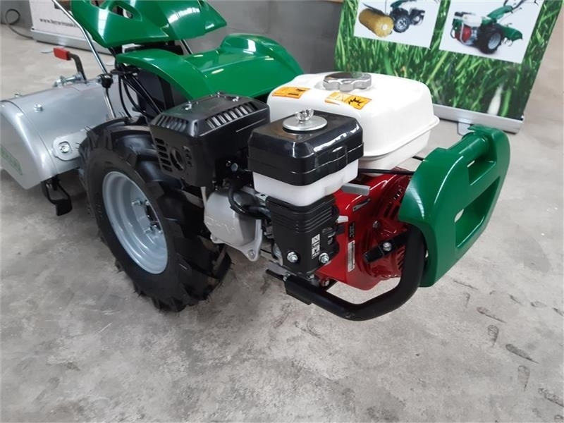 Ferrari 328 - Mestni traktor: slika 4 Ferrari 328 - Mestni traktor: slika 4